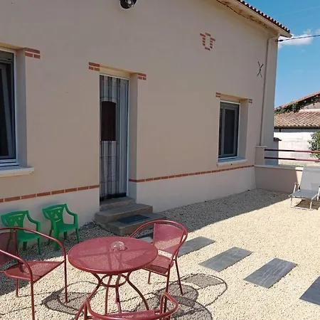 Les De Camarel La Plaine