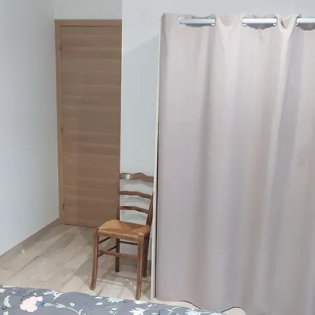 Semesterbostad Les De Camarel La Plaine